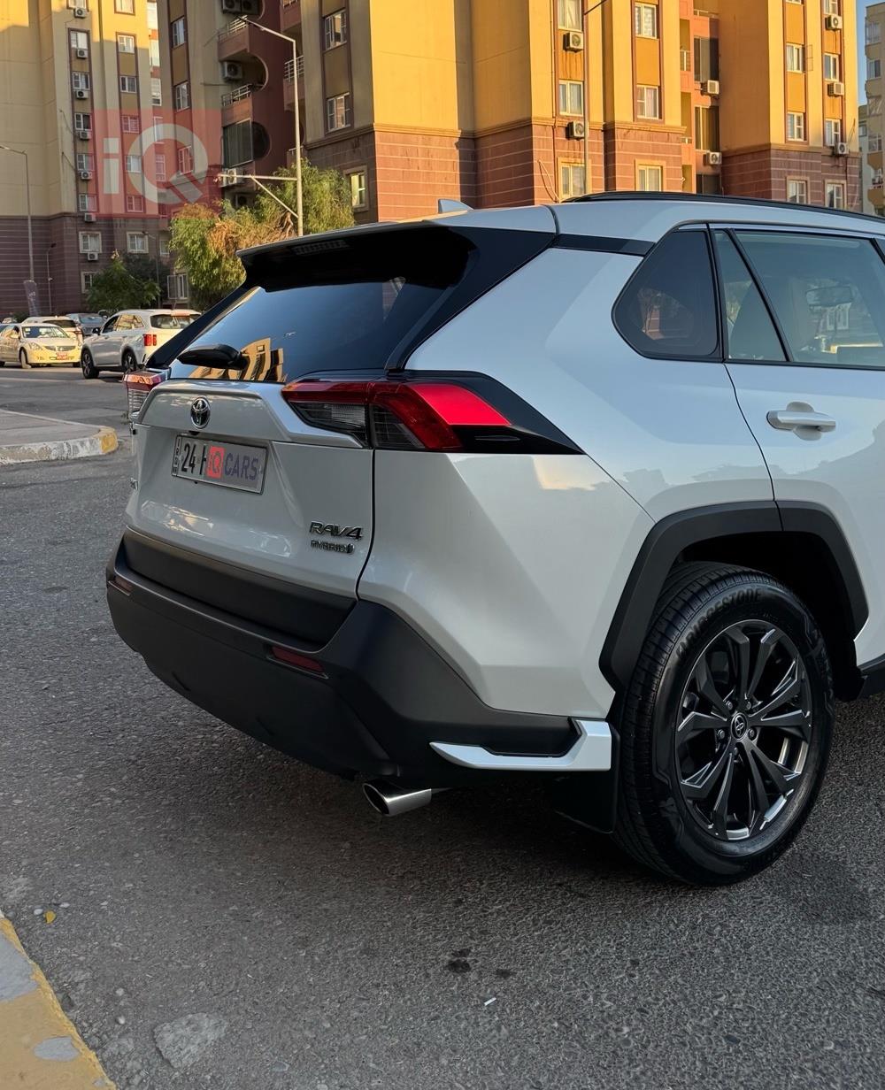 تويوتا راف 4